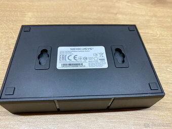 Mercusys MS105G switch - 4