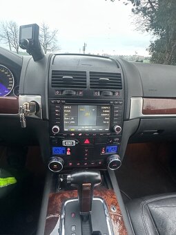 VW Touareg V6 - 4