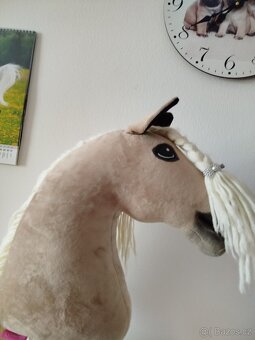 Hobby horse larden - 4