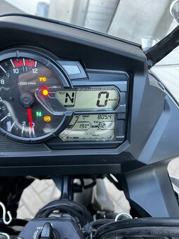 Suzuki DL 650 V-strom XT - 4
