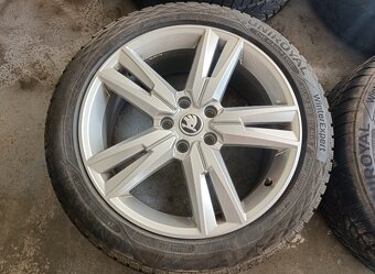 Zimní komplet kola 215/50 R18 - 4