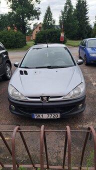 Peugeot 206 - 4