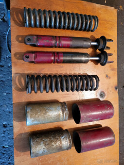 Jawa 250,350 panelka+kývačka-brzdové štíty,tlumiče, rozeta - 4