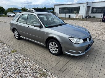 SUBARU IMPREZA 1.5 R - 4