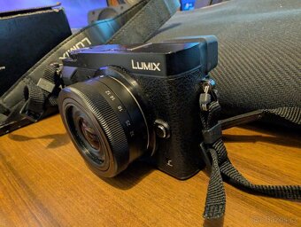 Panasonic LUMIX DMC-GX80 +Lumix G Vario 12-32 mm f/3,5-5,6 - 4