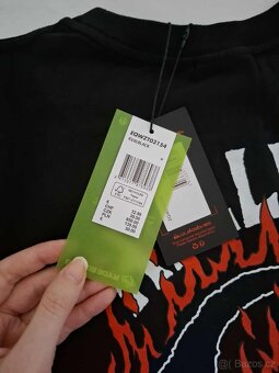 Stranger Things x Quiksilver pánské tričko M - 4