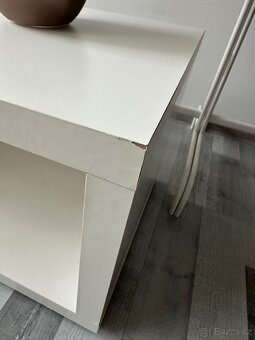 Regál / knihovna - 4