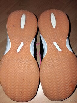 Sálovky  dívčí 34 - 4