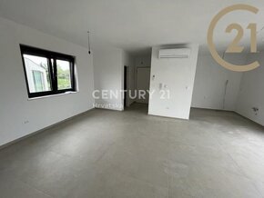 Prodej bytu 4+kk (95 m2) s privátní střešní terasou s výhled - 4