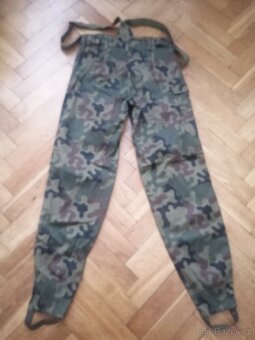 MASKÁČOVÉ KALHOTY vel. 104 / 190 / 90 - NOVÉ - 4