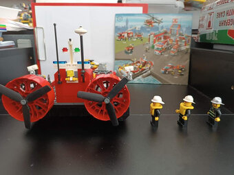 LEGO City 7944 Fire Hovercraft +návod - 4