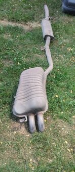 Prodám výfuk na škoda Octavia 1 4x4 - 4