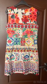 Nové šaty zn. Desigual vel 40 - 4