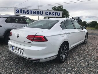 Volkswagen Passat, 2.0 TDI 176 KW,4x4,DSG,ČR,DPH - 4
