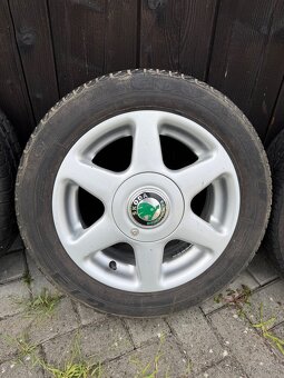 Prodám originální alu kola na Škoda Felicia - 4