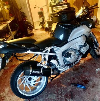 BMW K1200R,r.v. 2009, najeto poctivých 23 143km - 4