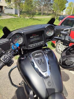 Indian Roadmaster Dark Horse - 4