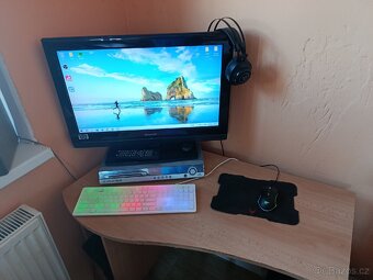 Prodám herní PC +volant - 4