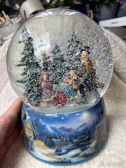 Sněžící koule - 4