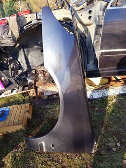 Dily z tohoto vozu Pugeot 607 V6 - 4