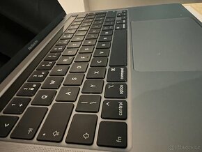 MacBook Pro 2020 Intel i5 16 GB - 4