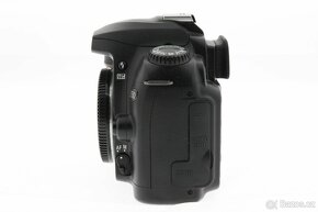 Zrcadlovka Nikon D50 - 4