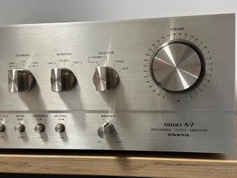 ONKYO MODEL A-7 KVALITNÍ VINTAGE STEREO ZESILOVAČ - 4