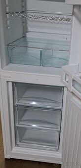 Kombin. led. 3 šup. Liebherr, CU 3311. - 4