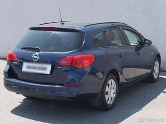 Opel Astra 1.7 CDTi , 81 kW nafta, 2012 - 4