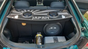 Mazda 323F BA 1995 REAL Street - 4