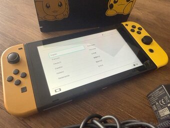 Nintendo Switch (Pokémon Edition) - 4
