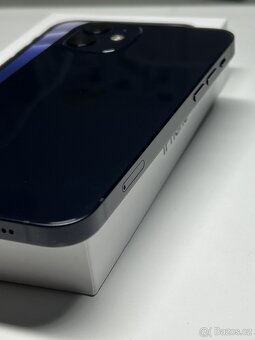 Apple iPhone 12, Black - 4