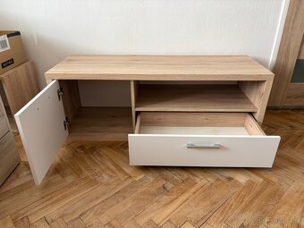 Tv stolek - 4