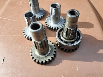 Jawa 50 pionýr - kolo převodovky s nábojem - 4