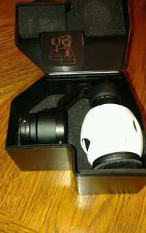 DJI Inspire 1 Drone Quadcopter s 1 dálkovým ovládáním - 4