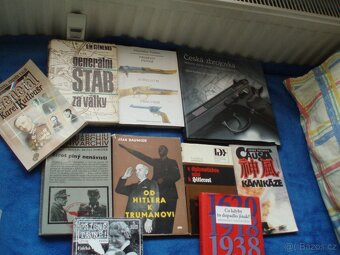 knihy - válečná, vojenská historie - 4