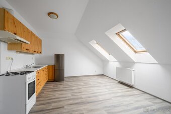 Prodej bytu 2+kk 53 m2, ulice tř. 1. máje, Dobřany - 4