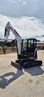 Bobcat E35 - 4