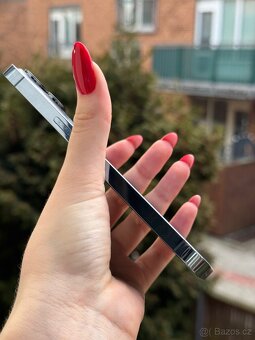 Apple iPhone 13 Pro 256 GB 84% bat., modrý - 4