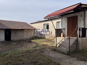 Mutěnice - Rod. dům 4+2 se dvěma byt. jednotkami a velkou za - 4