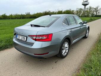 Škoda Superb 3 liftback 2.0TDI 110KW DSG DPH 93T km - 4
