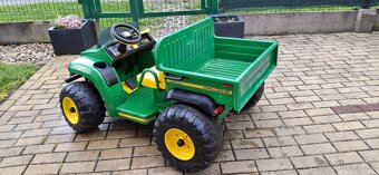 Elektrické autíčko John Deere - 4