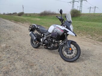 Suzuki V-Strom DL1000 - 4