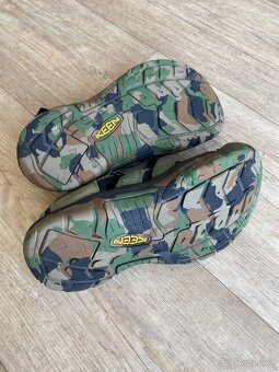 KEEN 36 sandále - 4