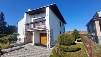 Prodej rodinného domu 250 m², pozemek 814 m² Hradec Králové - 4