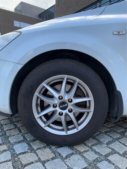 Prodej Kia Ceed SW 1.6 CVVT 93 kW - 4