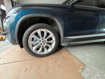 Kodiaq 2.0TSI 132kW čip na 155kW 4x4 - 7míst NEHAVAROVANÝ - 4