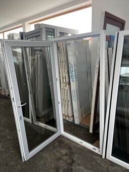 KRÁSNÁ VCHODOVÁ TERASOVÁ STĚNA 250x205-PLZEŇ - 4