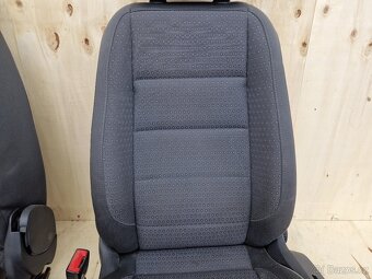 sedačky VW Touran - 4