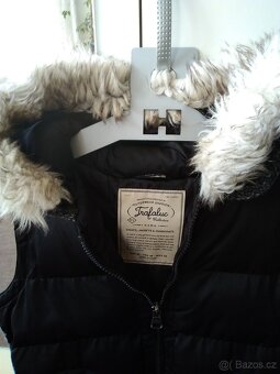 Dámská zimní vesta Zara velikosti M. - 4